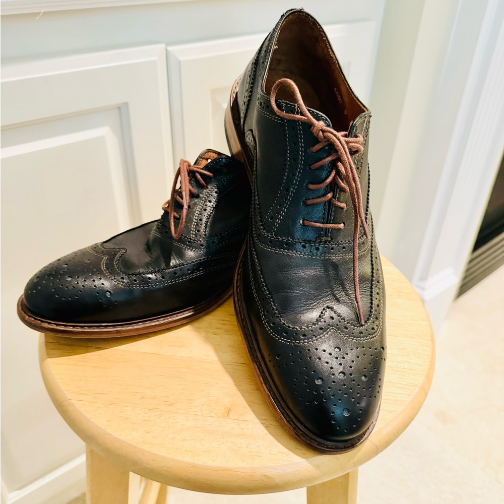 Fabulous Mens Mercanti Florentino Black Wingtips shoes Made in Italy Size 9M